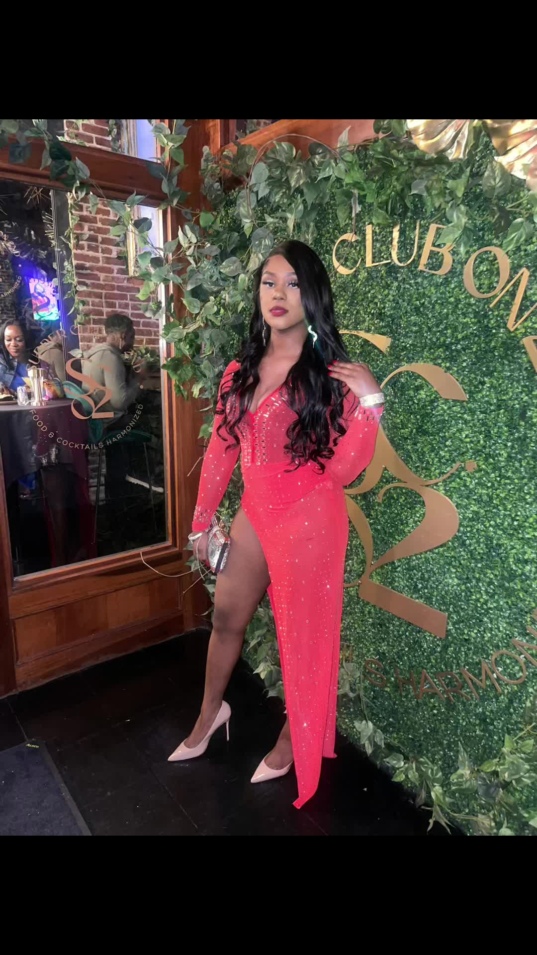 @GlamorousGi