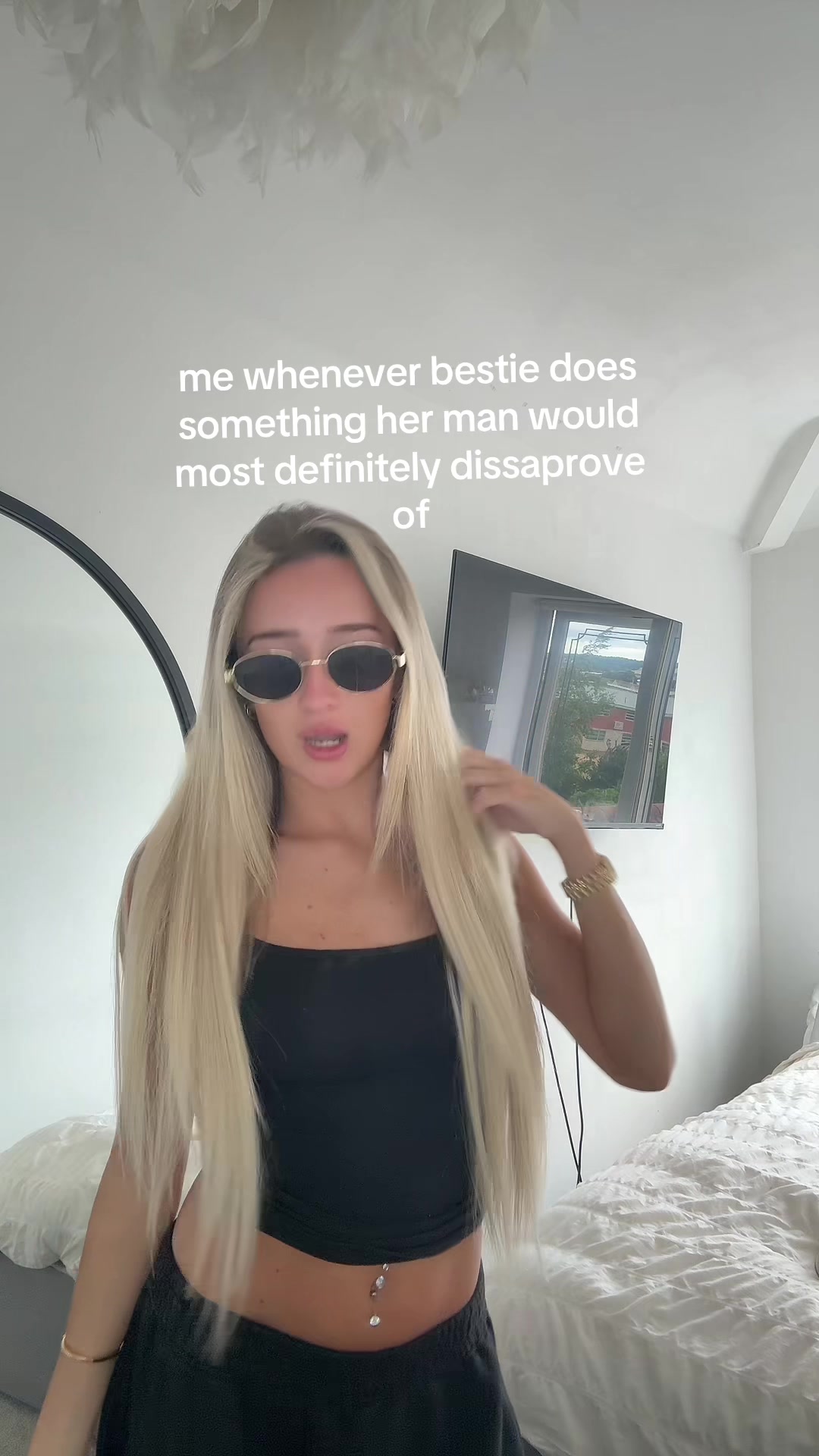 @livhowellll