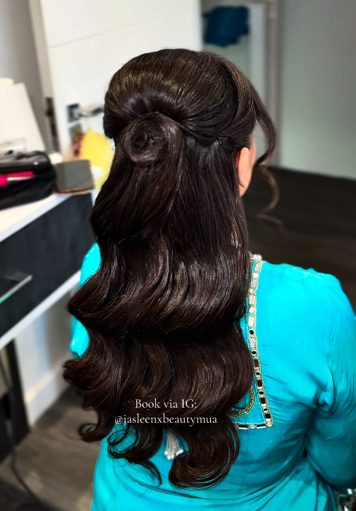 @JasleenXBeauty