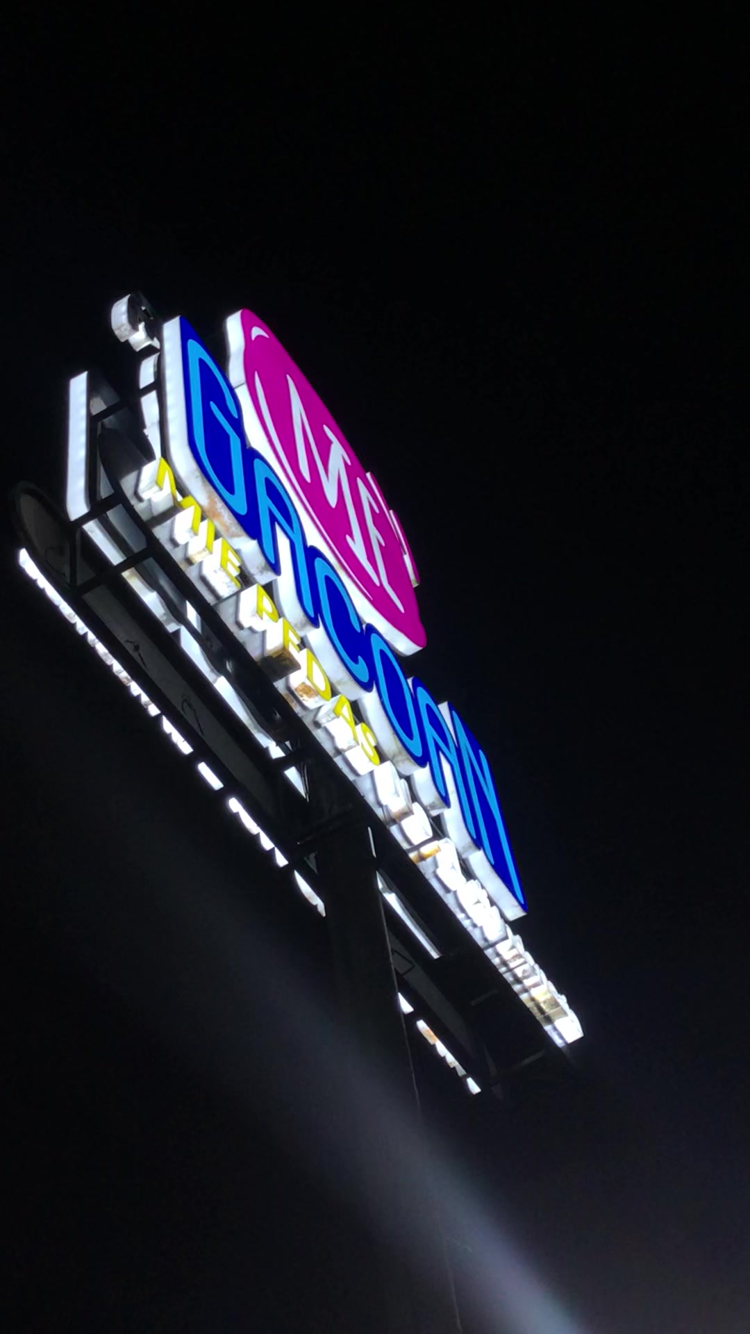 @𝙃𝙤𝙗𝙮 𝙢𝙖𝙠𝙖𝙣🍭
