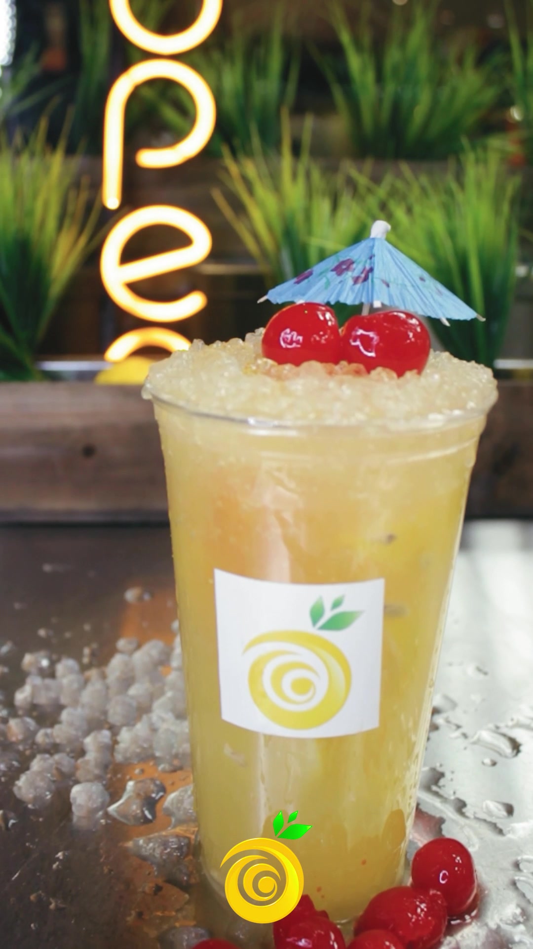 @Cuties Lemonade & Mo
