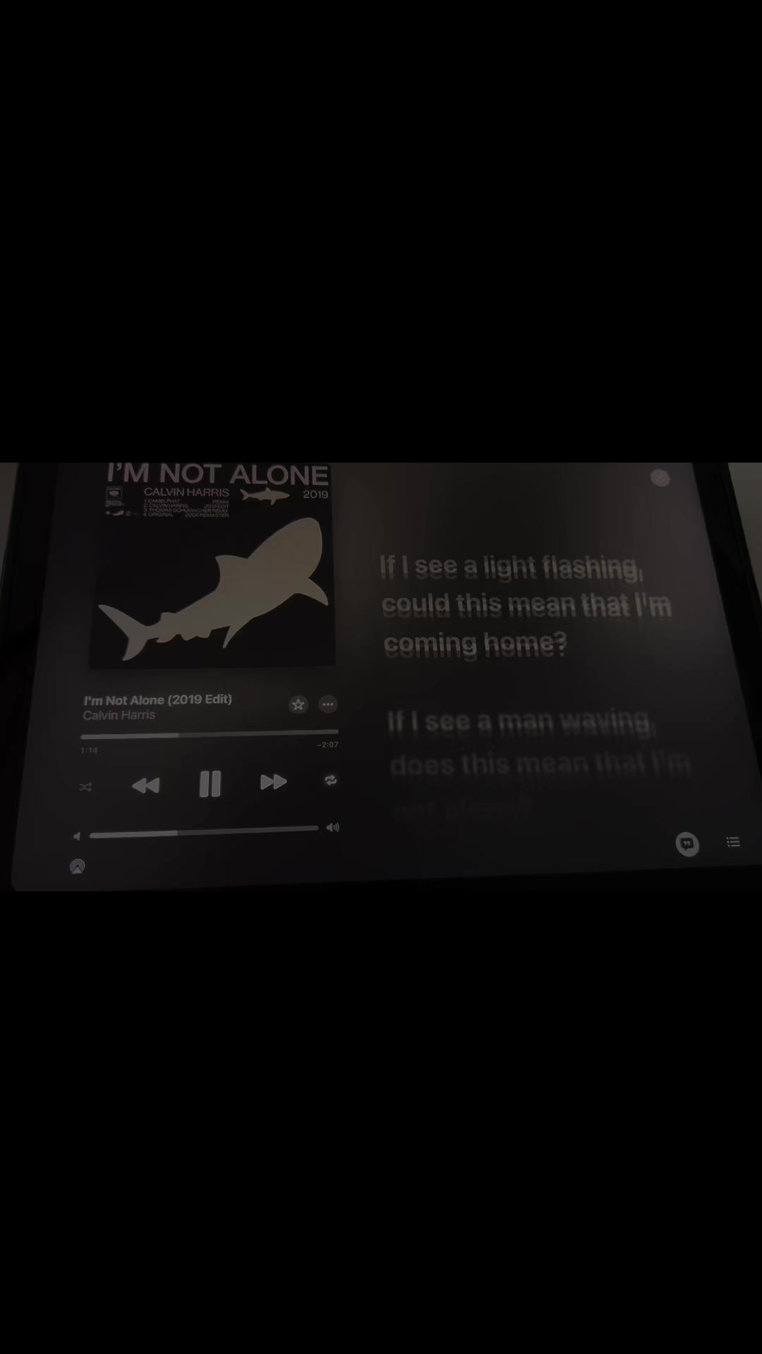 @🎧