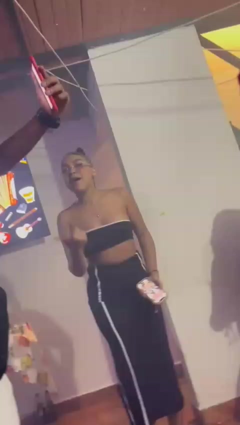 @Valentina G.Z🥰