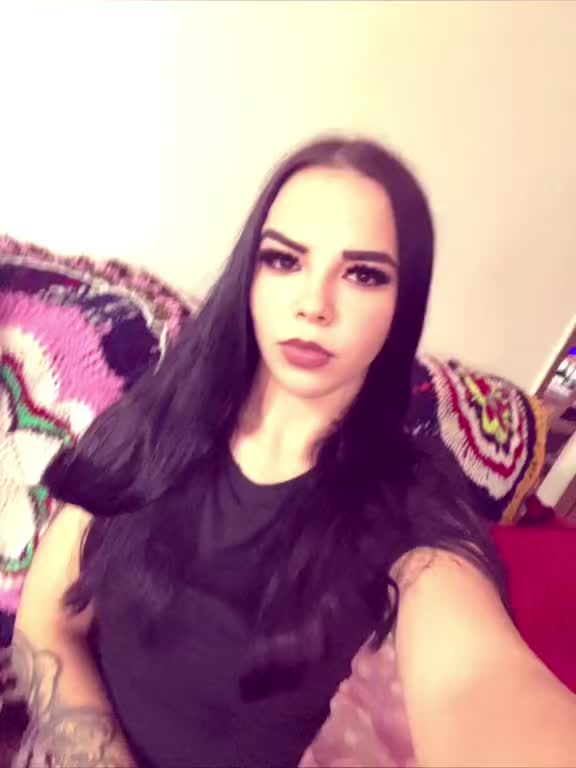 @🙈🖤Briiaa..