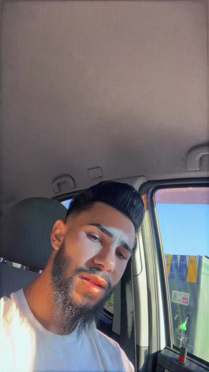 @Alex_duduianu