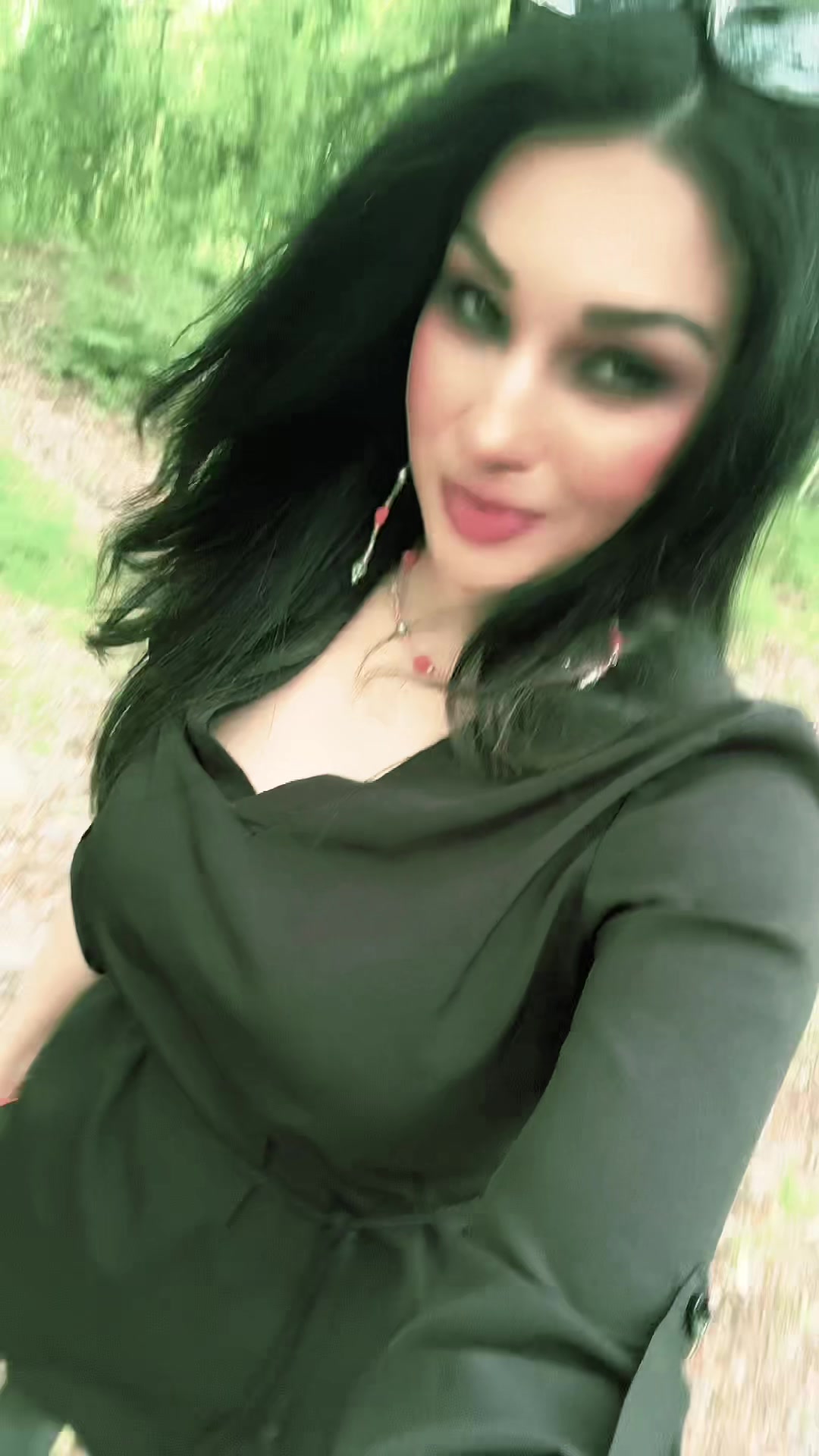 @Firozha 🇳🇱🇸🇷🇮🇳
