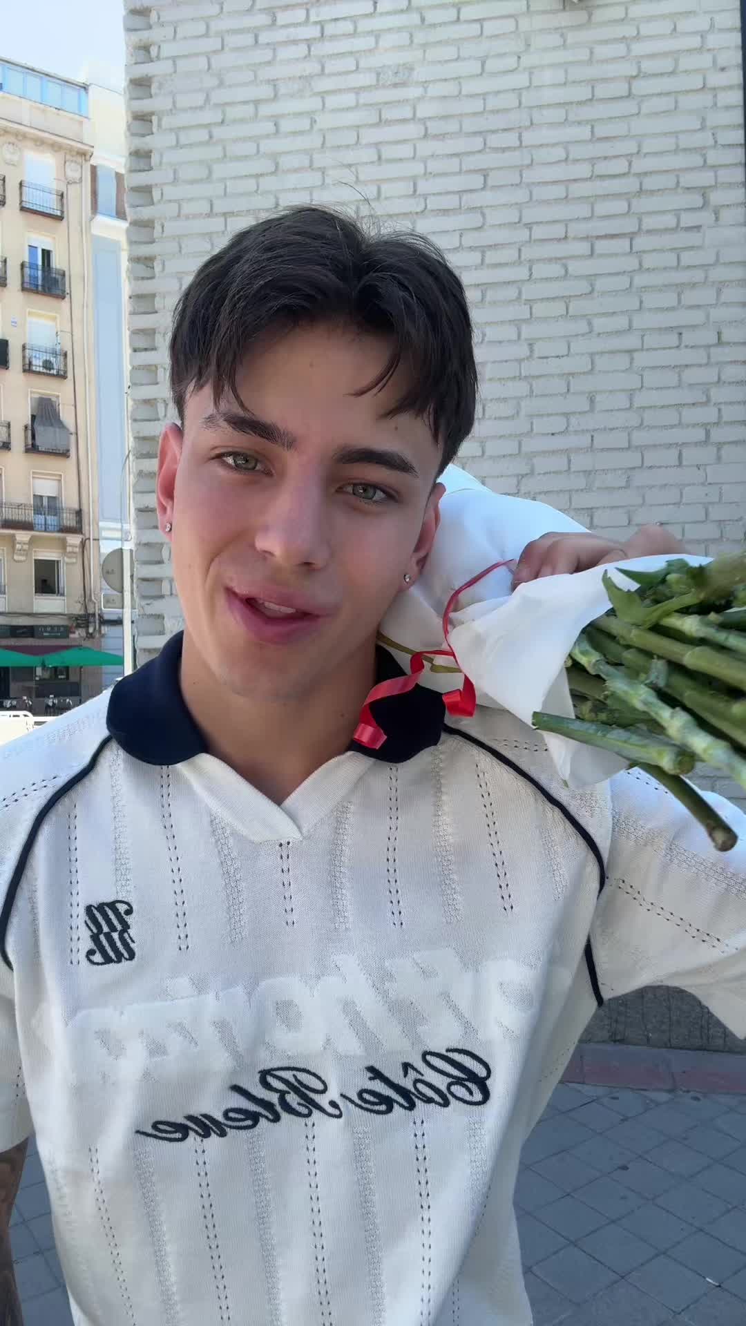 @Hugo23