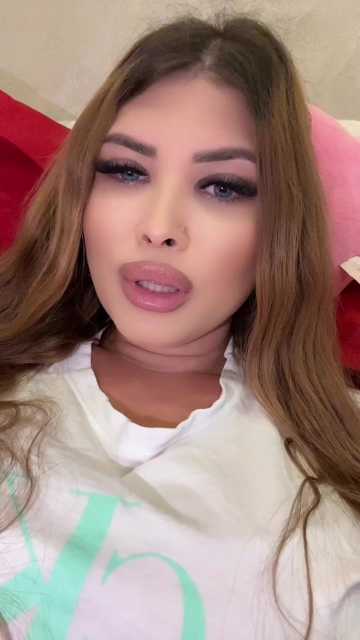 @Bibi11