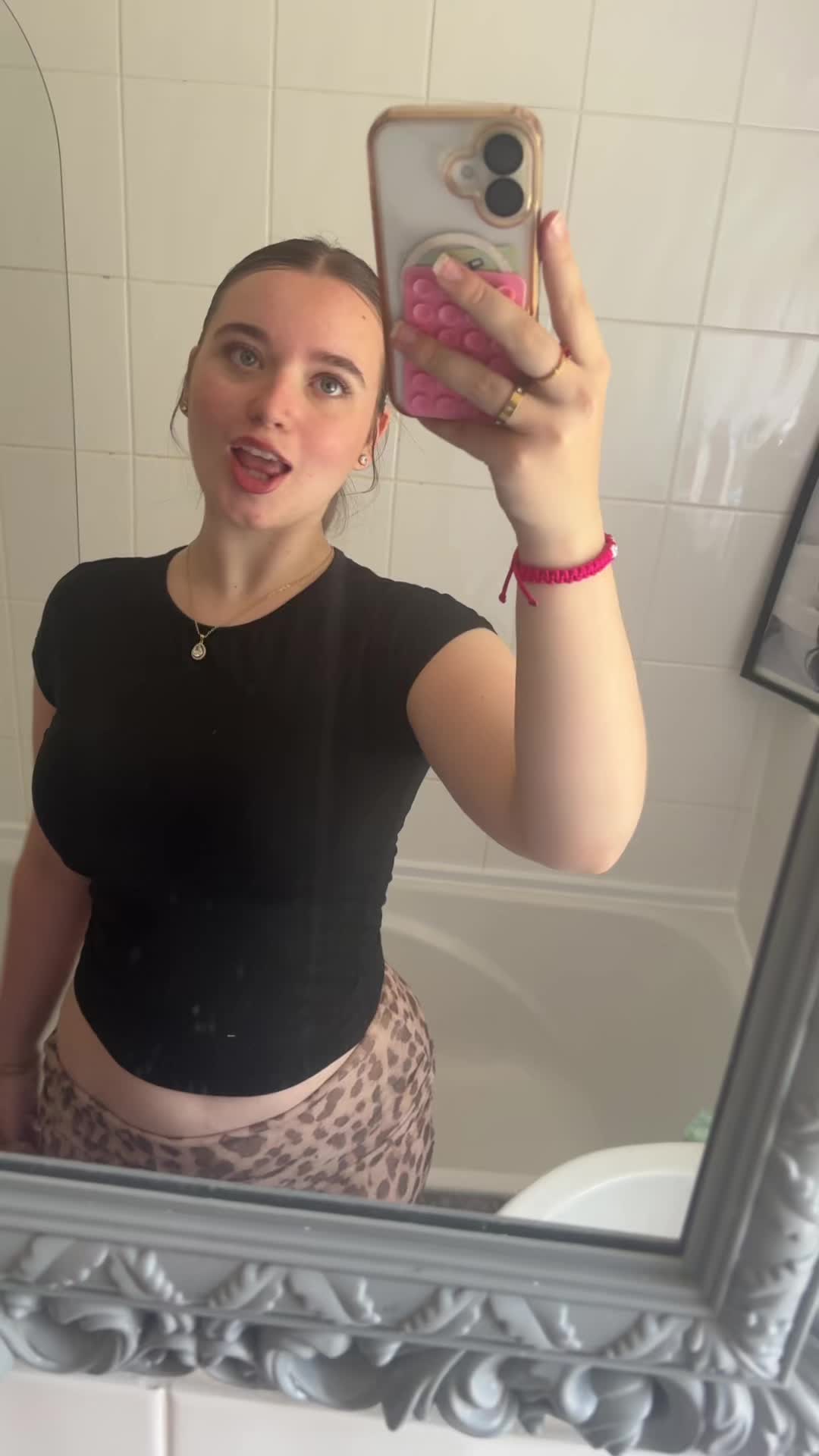 @izzy.xoxo