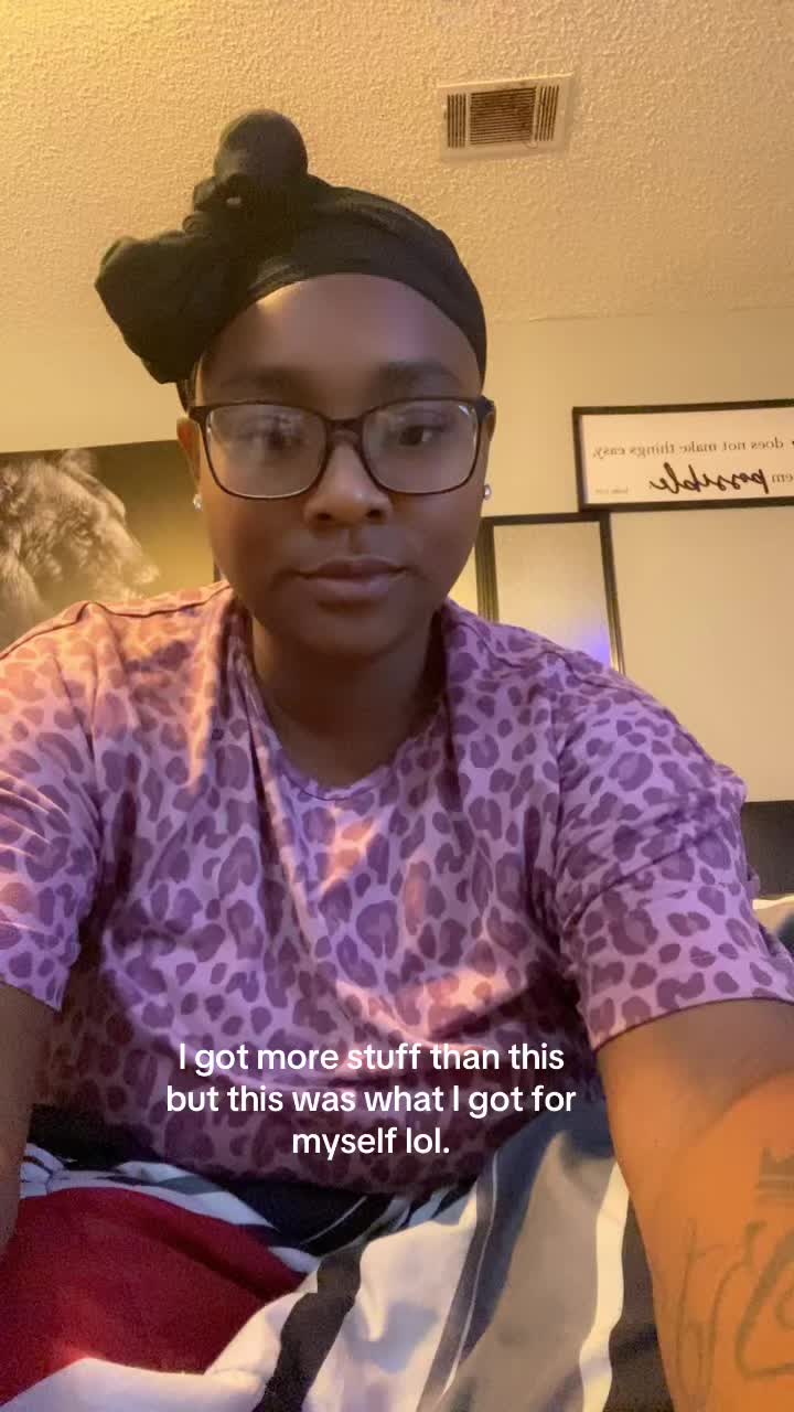 @Kiki T