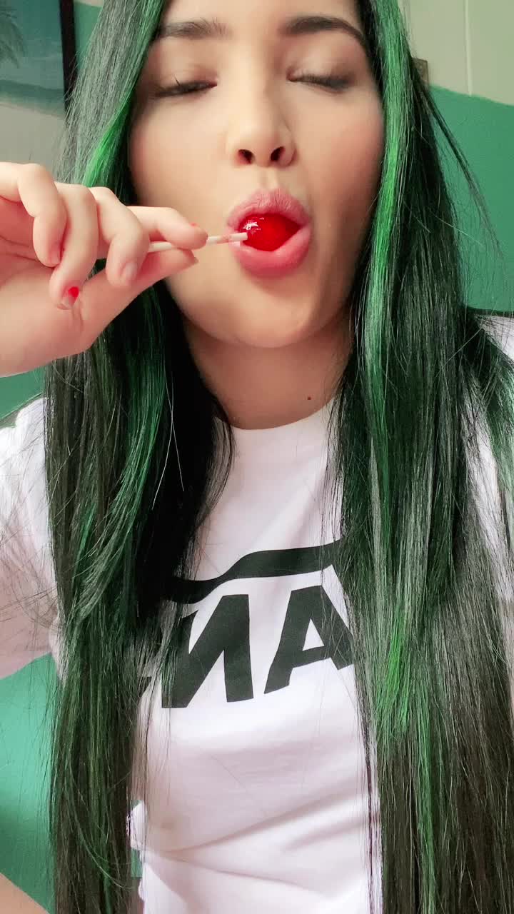 @Daniela Hernandez 👑