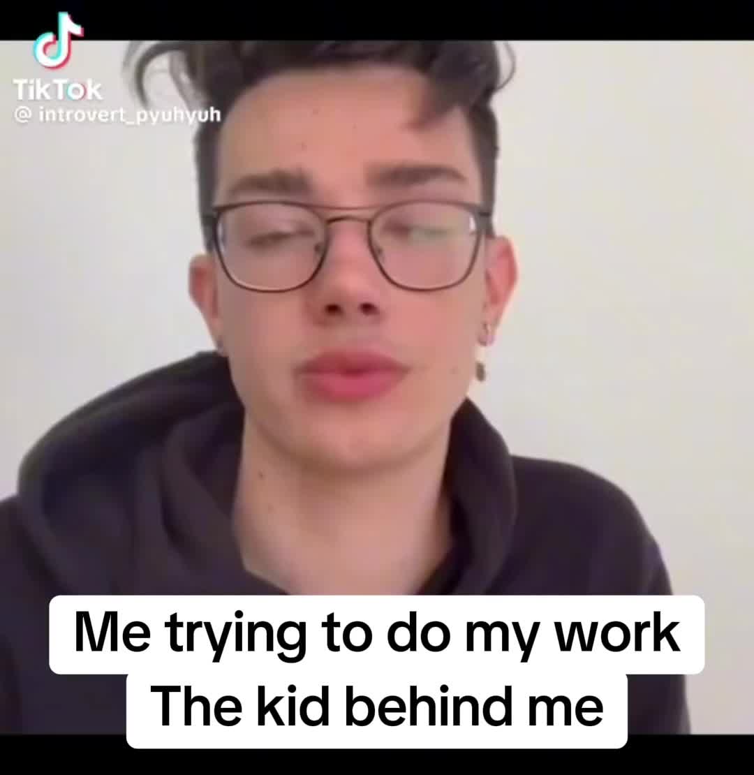 @Vickey_PoopyBum
