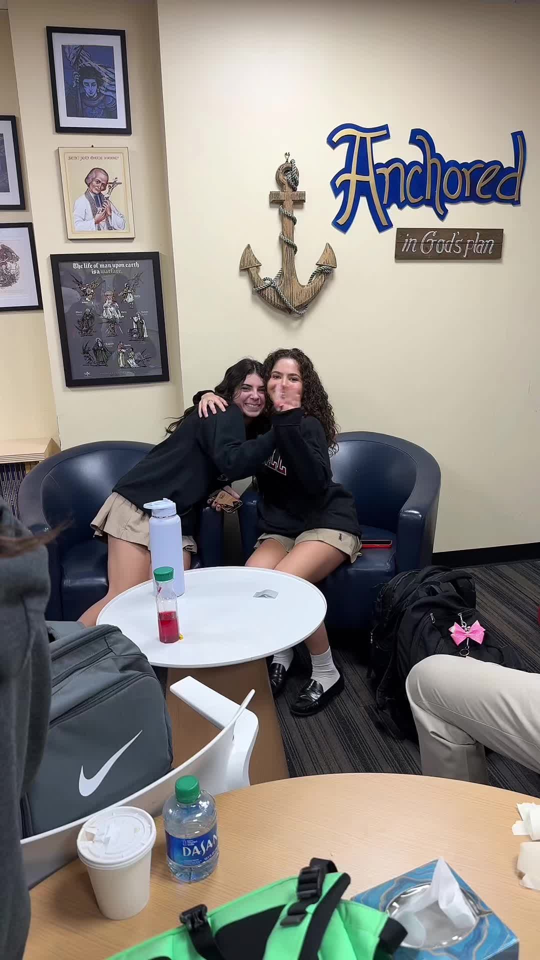 @avaaaa