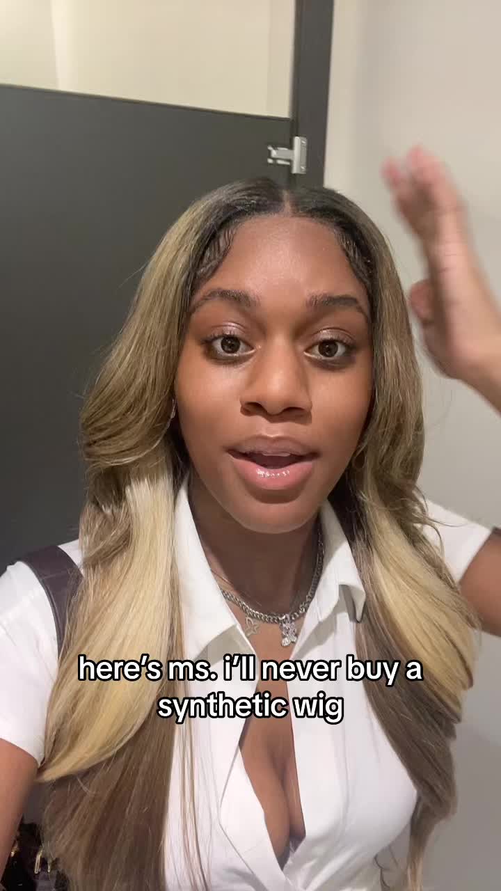 @courtnie 🖤