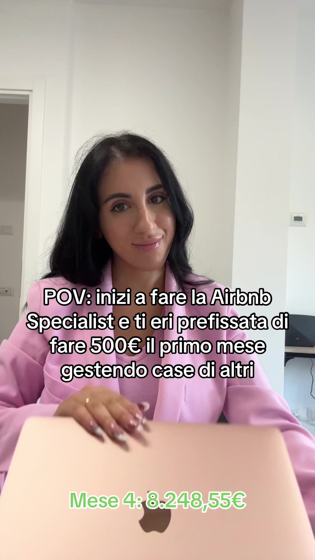 @veronicaagosto_