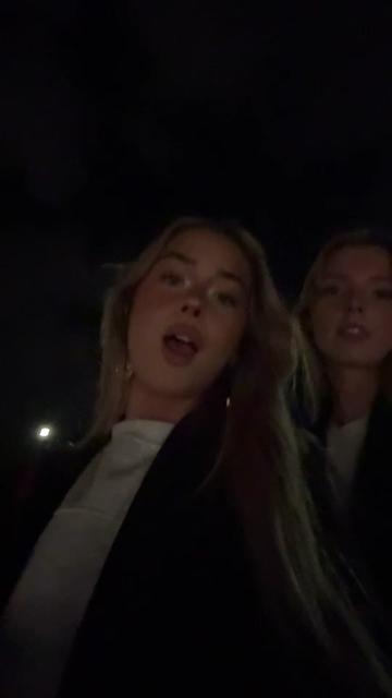@Emma_ville_