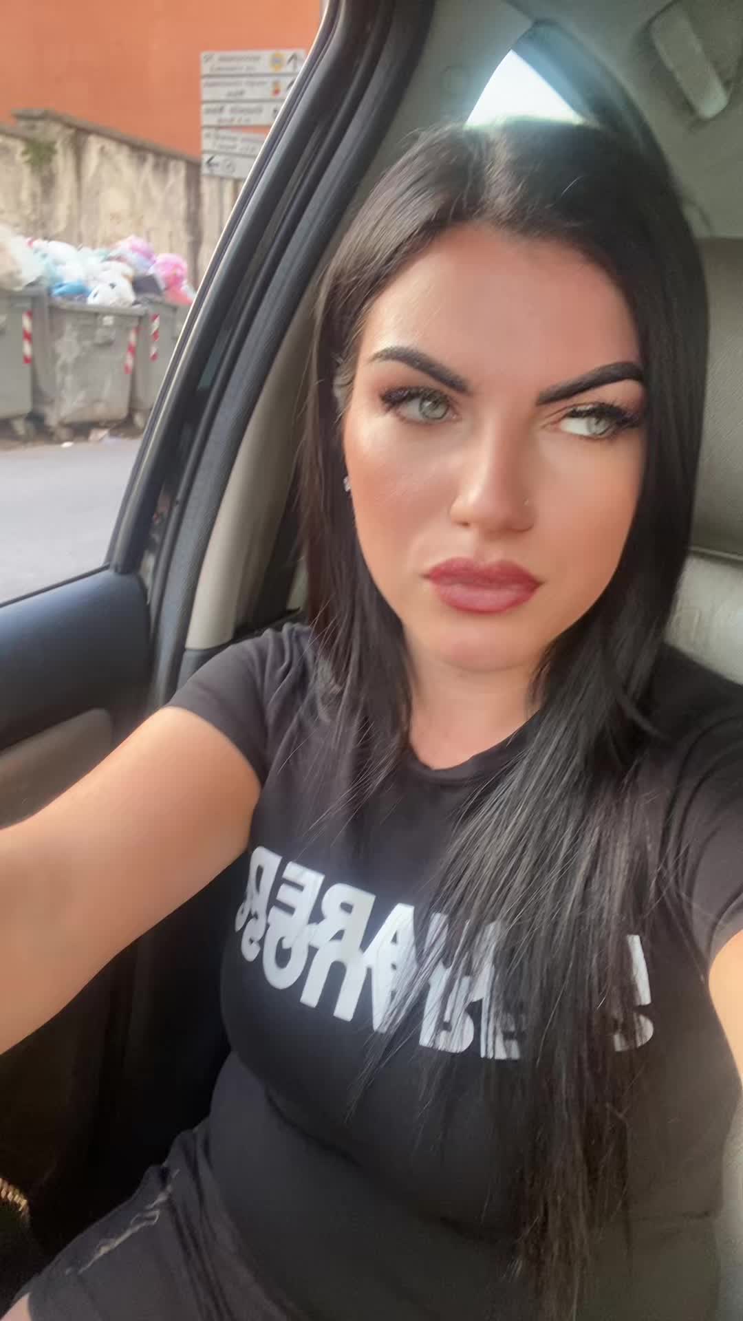 @Melania 🧡