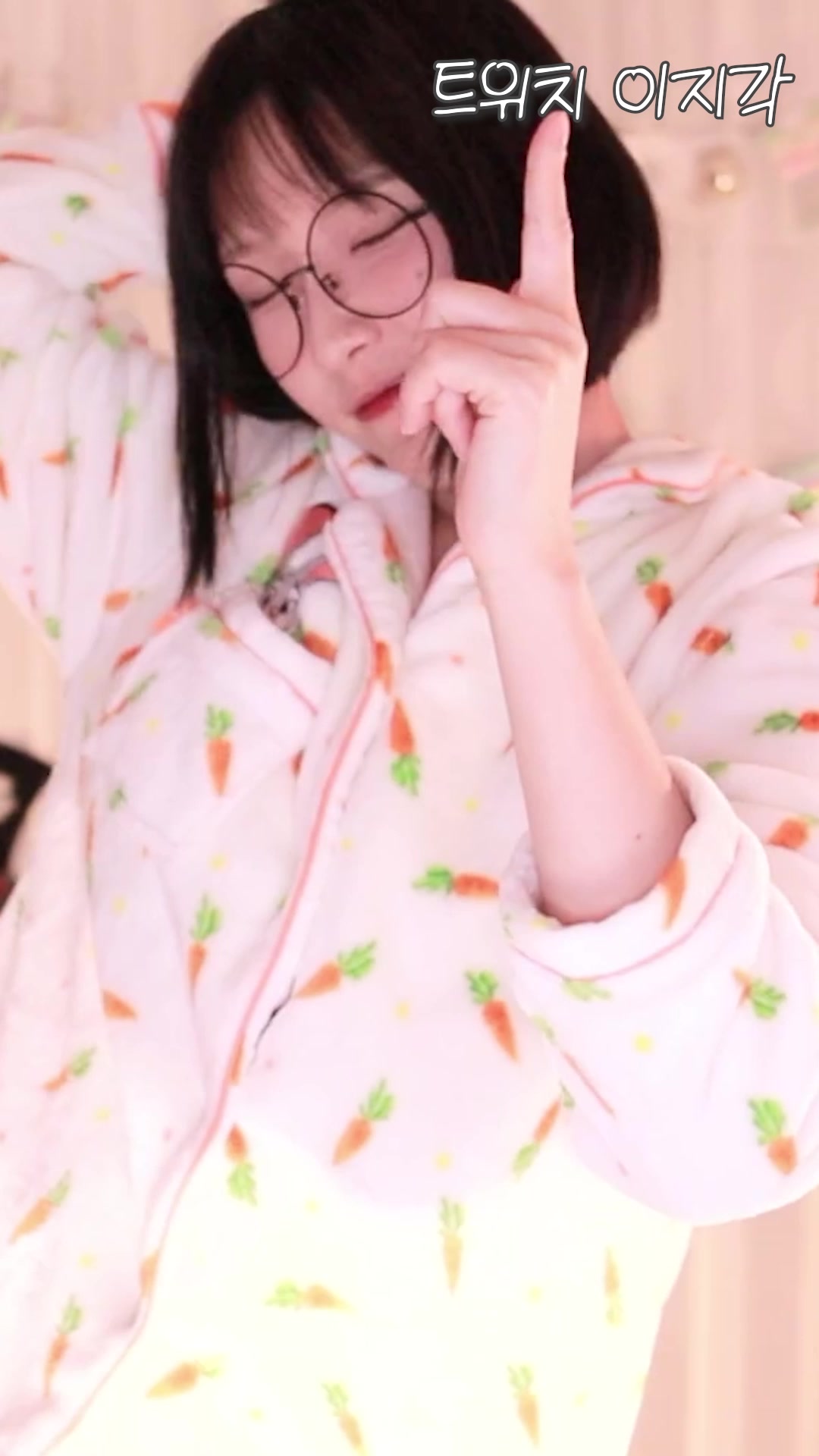 @이지각