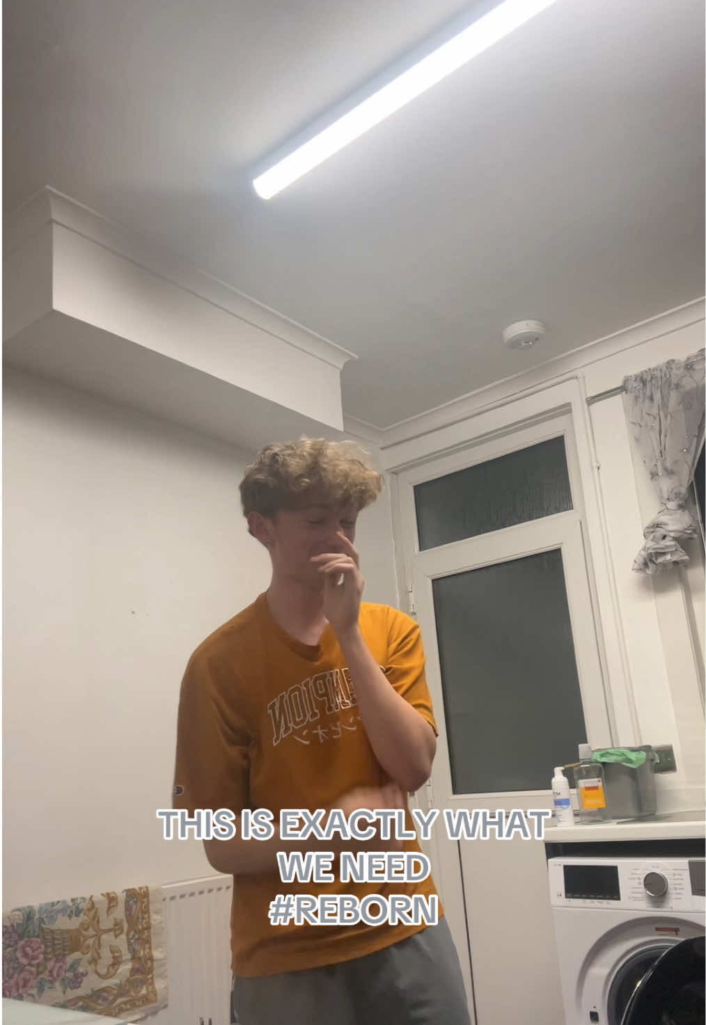 @deeceyy