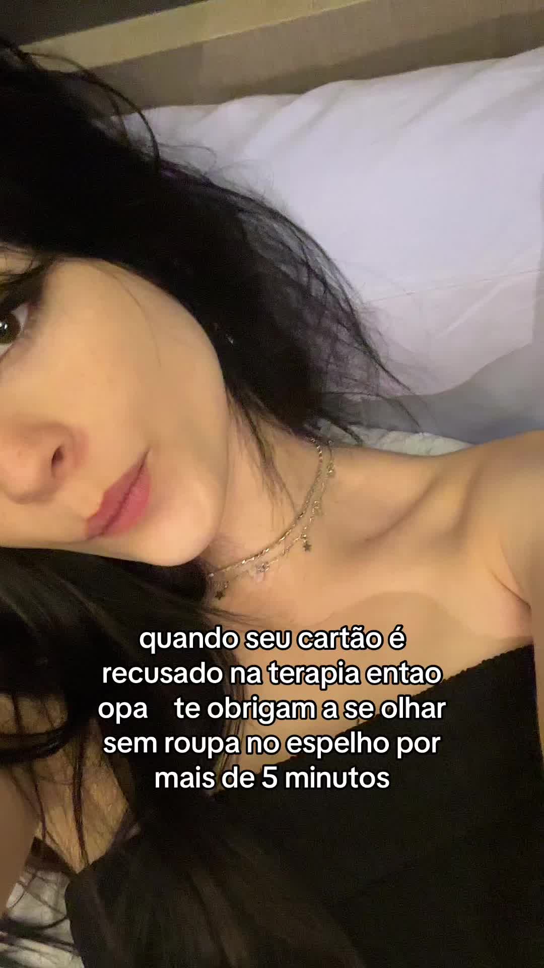 @jullia bates
