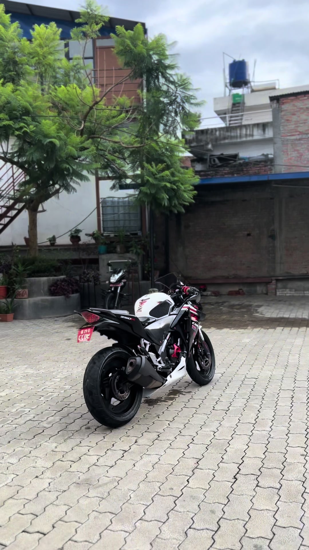@PRABESH PRADHAN 💥💨