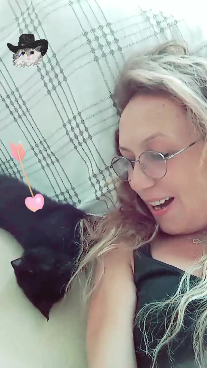 @𝔻𝕌ℝ𝕌𝕐𝔸ℝ 🍀☺🌹Gülüşü Güzel