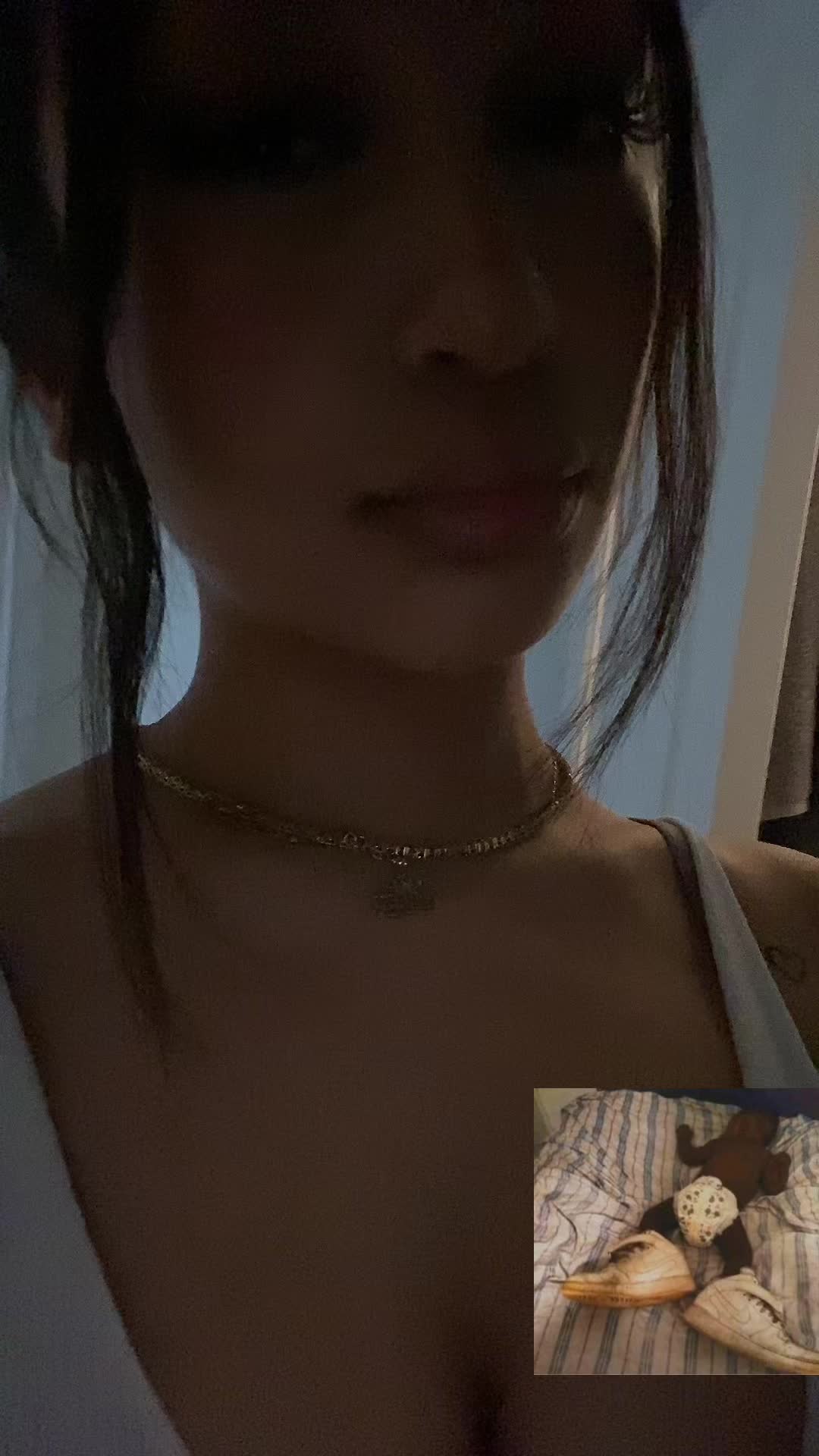 @g
