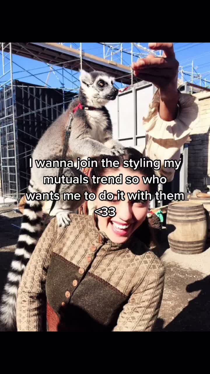 @<3