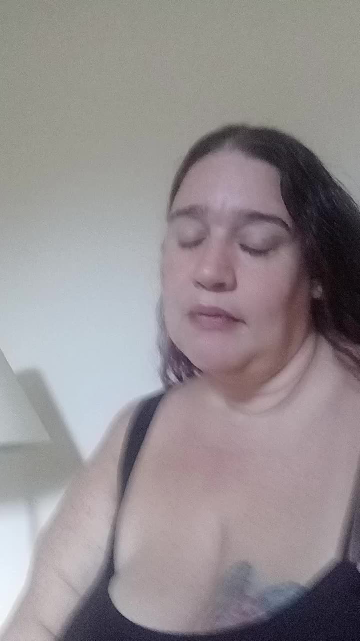 @Angela lopez