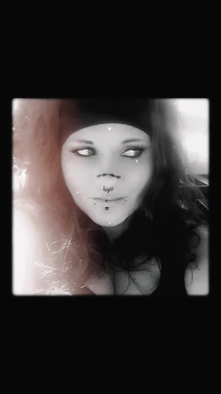 @KAMORKIS