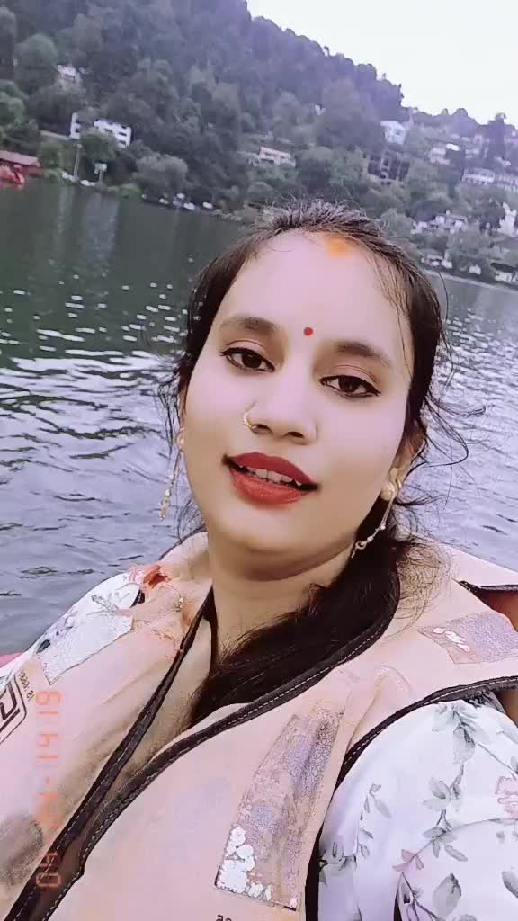 @❣️surbhi kasaudhan❣️