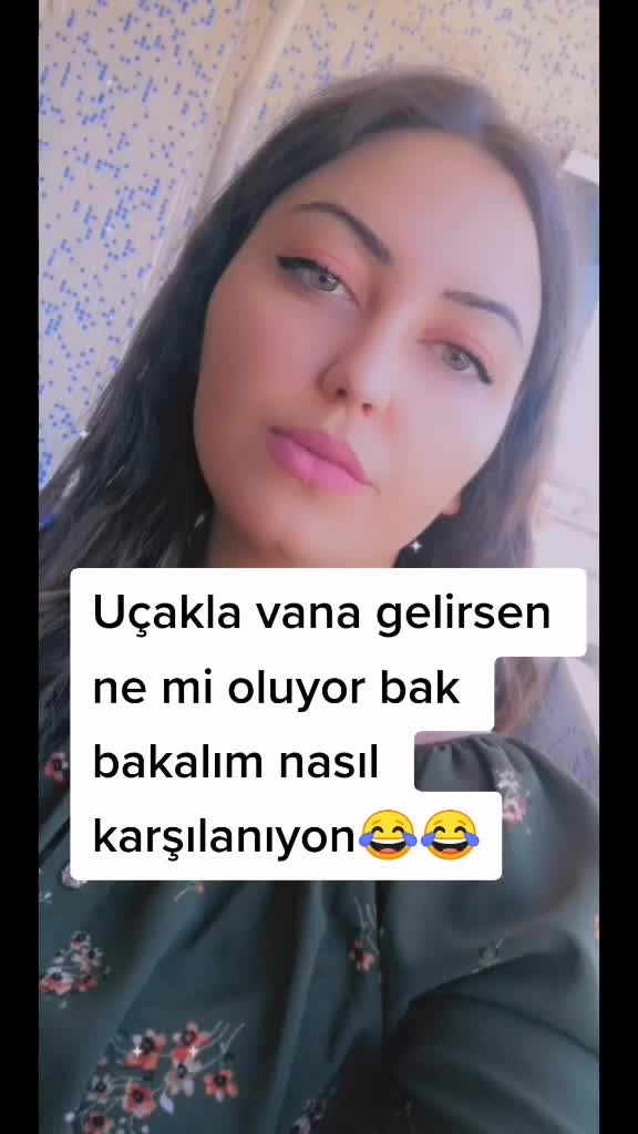 @Eleysa_roni