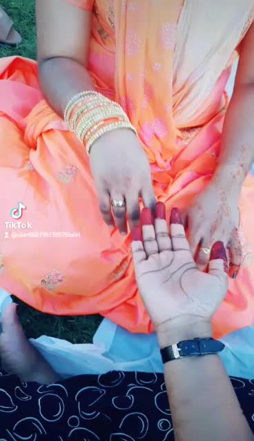 @🥰అను మంచి అమ్మాయి🥰