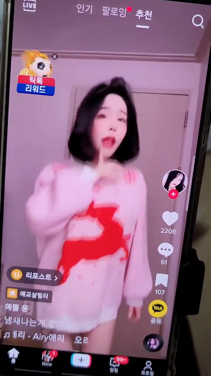 @user63403243998
