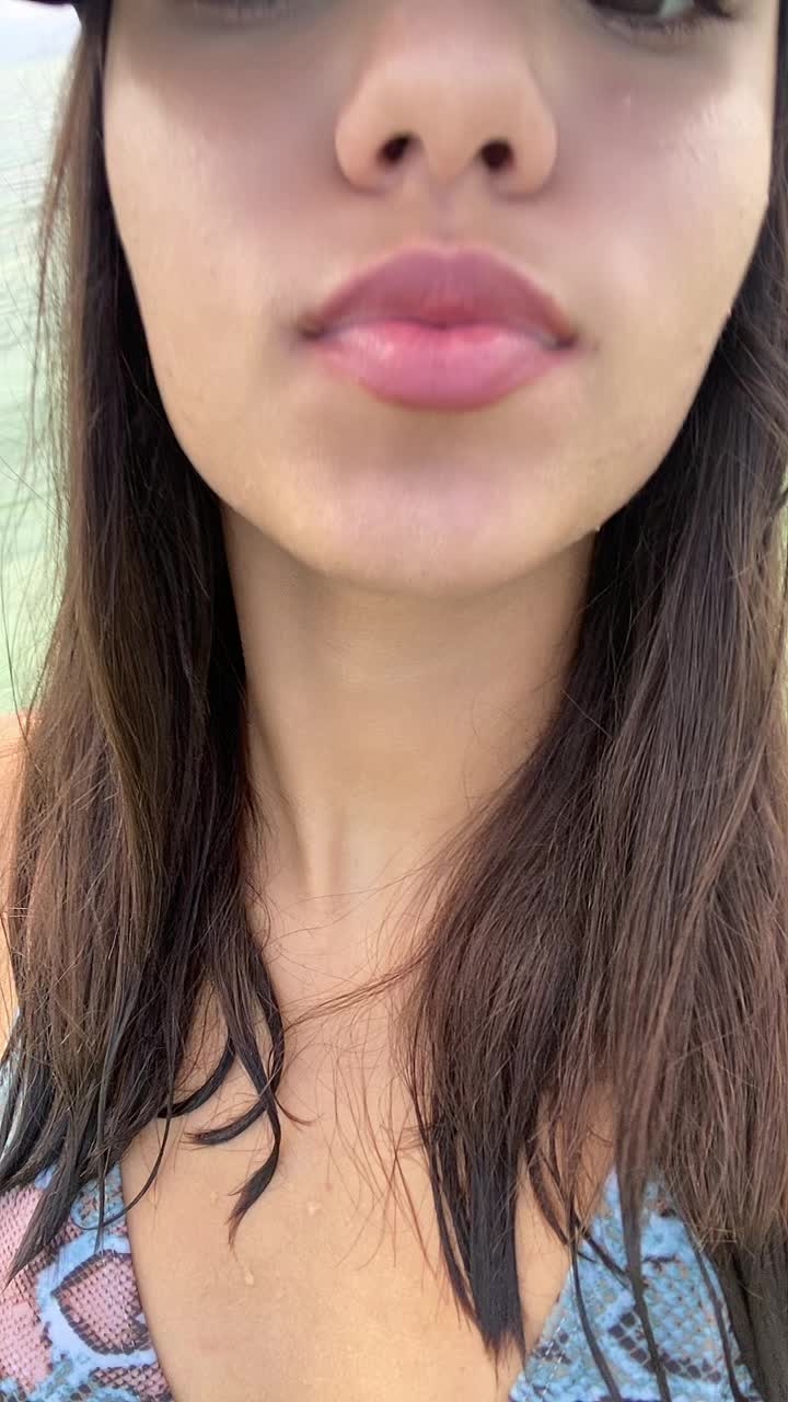 @hi