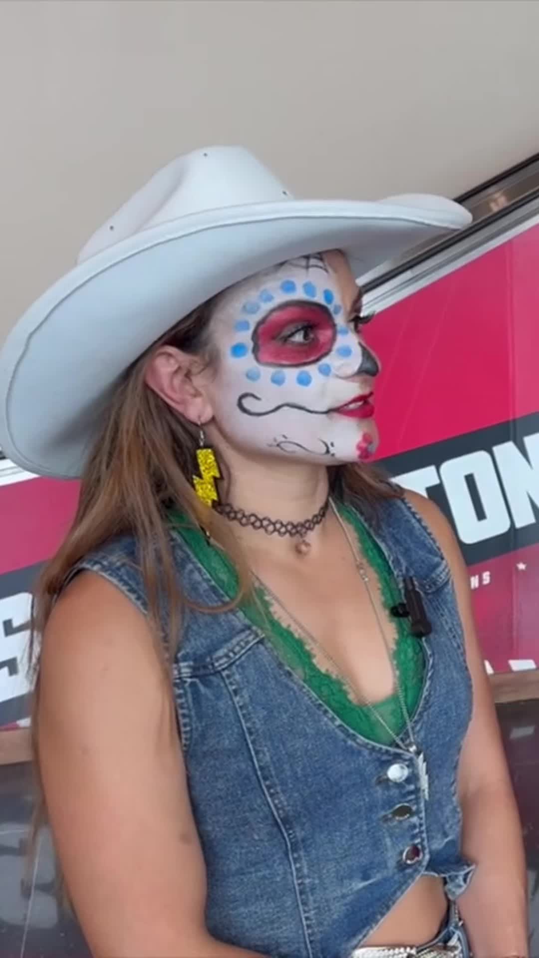 @Thunder Rosa