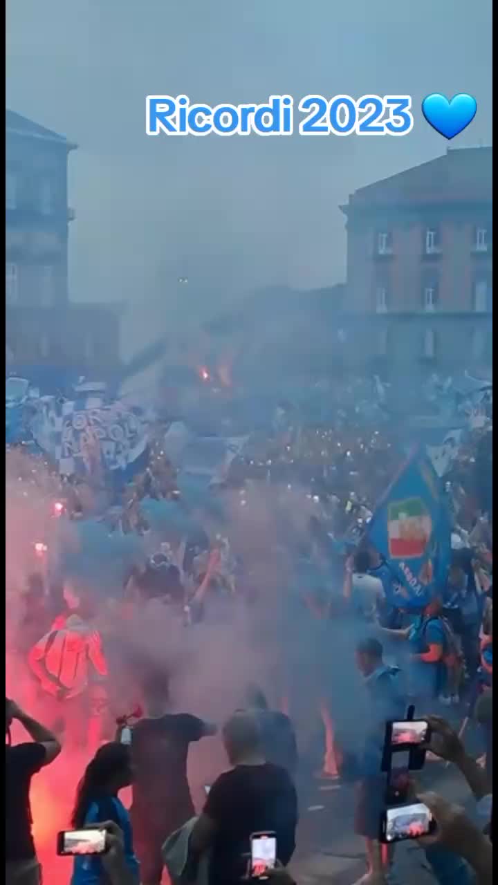 @NapoletAnna87✌💙
