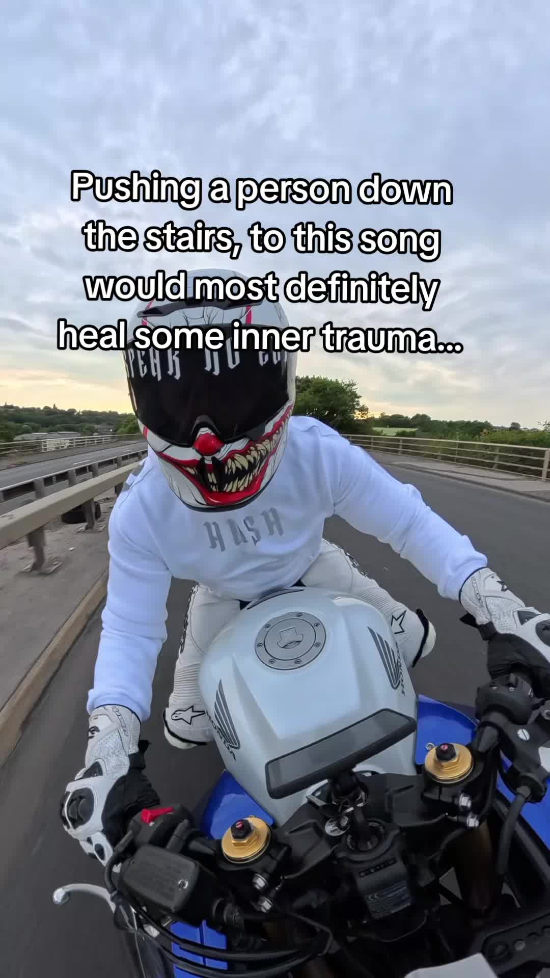 @HalifaxCBR🇬🇧 🏍