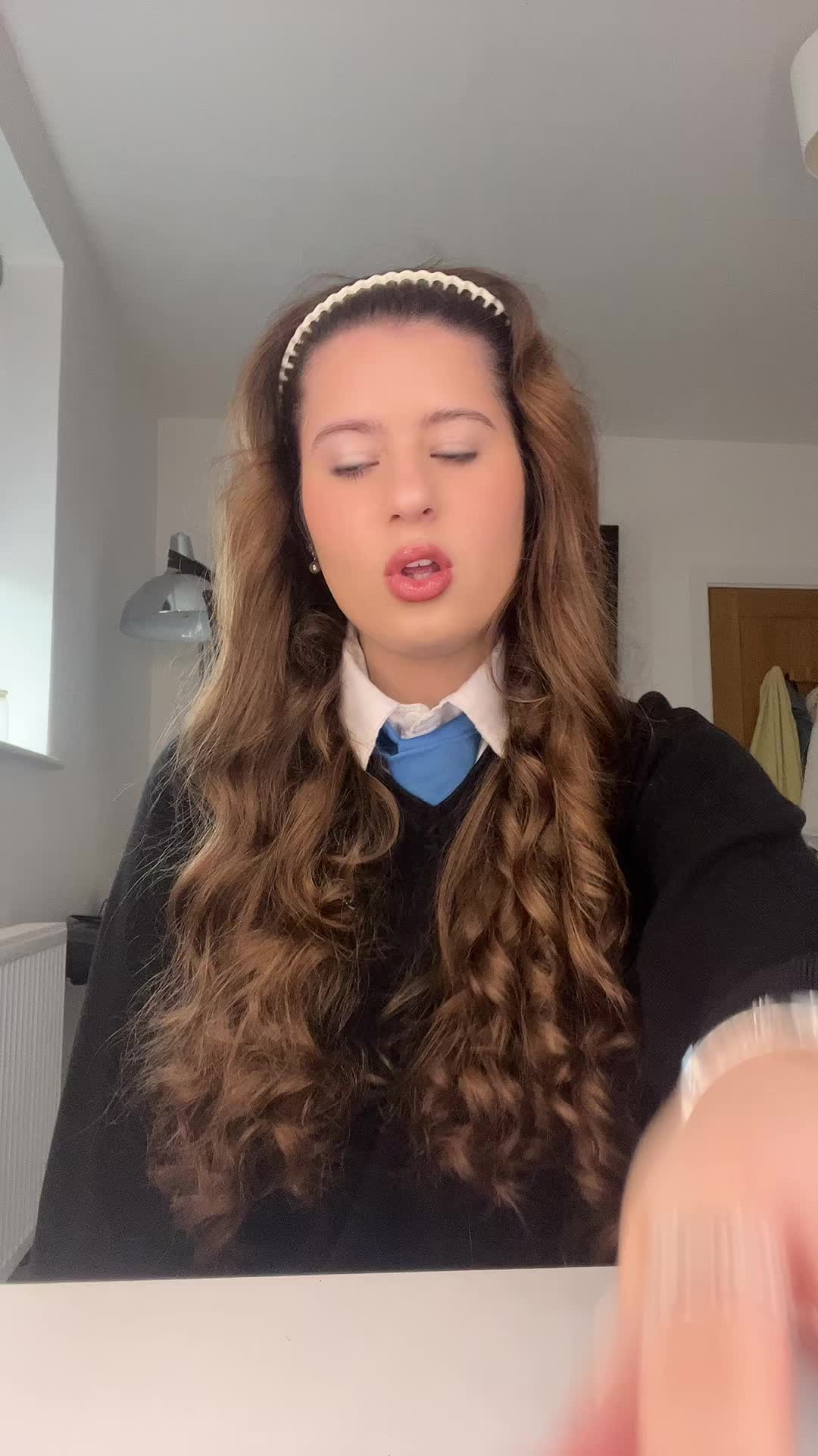 @Sophie Skeggs