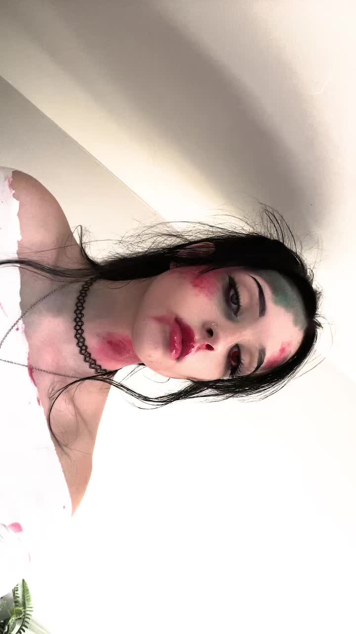@Ella