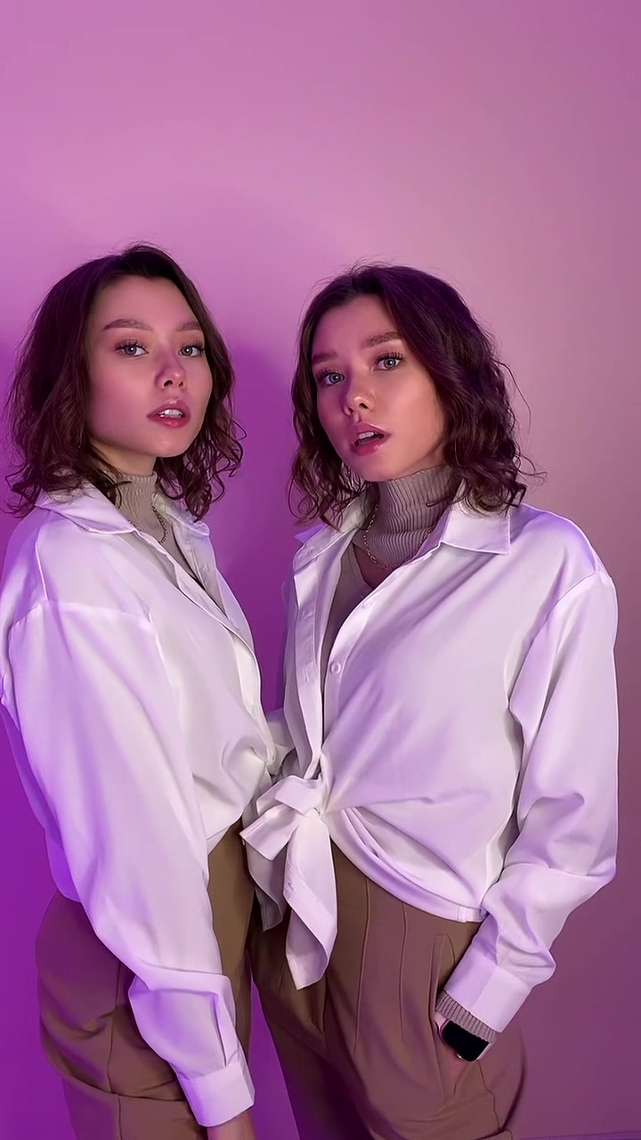 @Olimi_twins