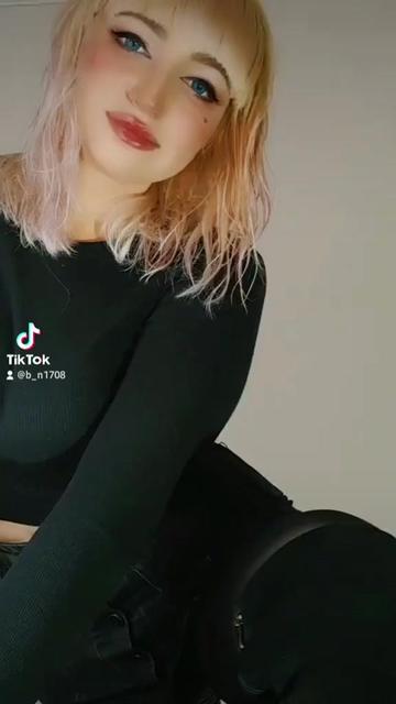 @🔥♌𝓛'𝓿𝓲𝓽𝓼𝓪🦁