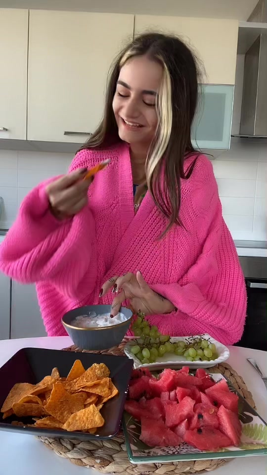 @MELEK ÖZÇAĞAN💎