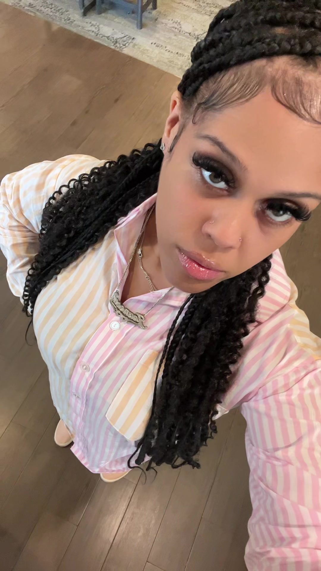 @whyshesopink
