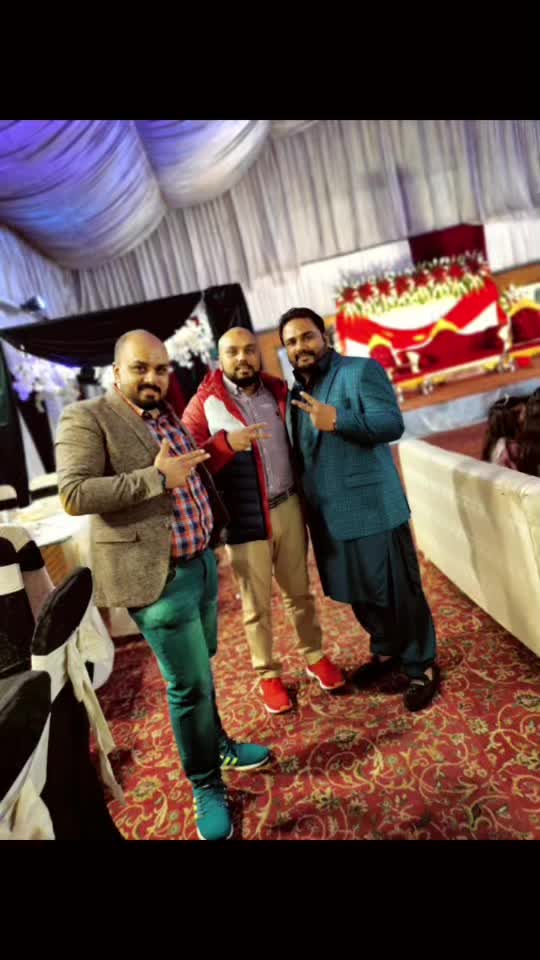 @Chubby_lahori