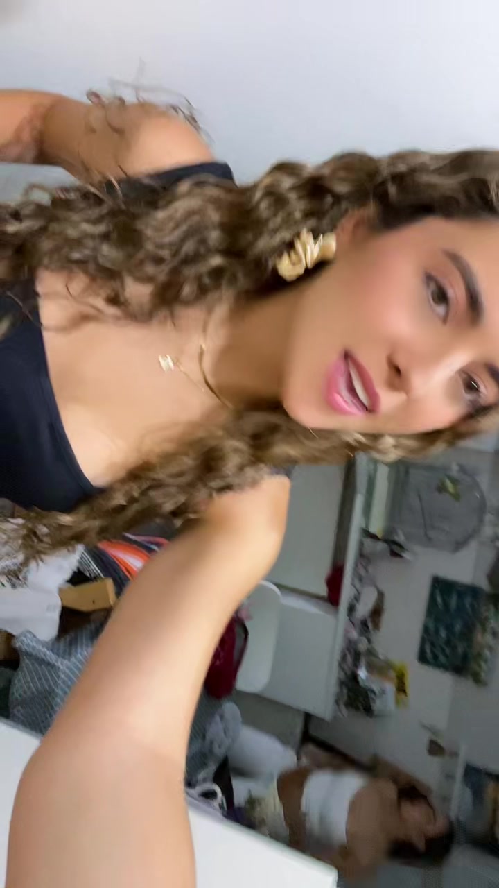 @candelaperezv_