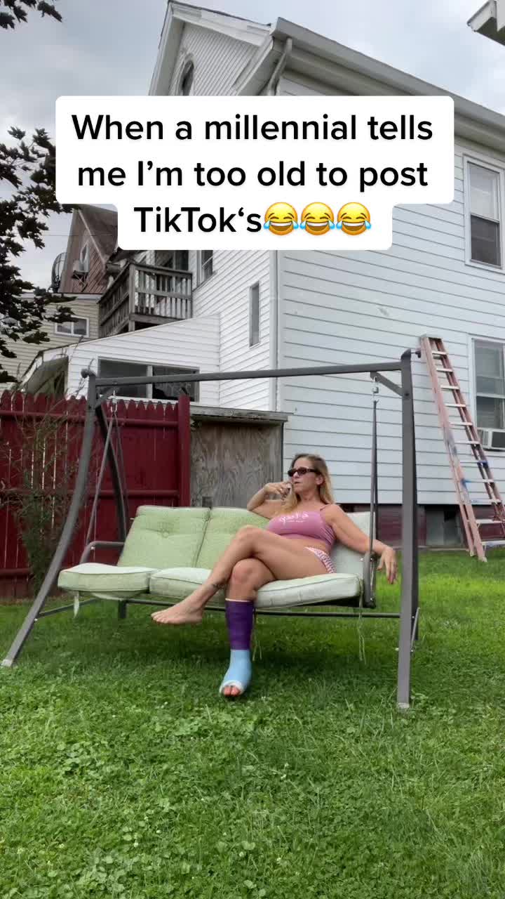 #legcasts - TikTok Hashtag