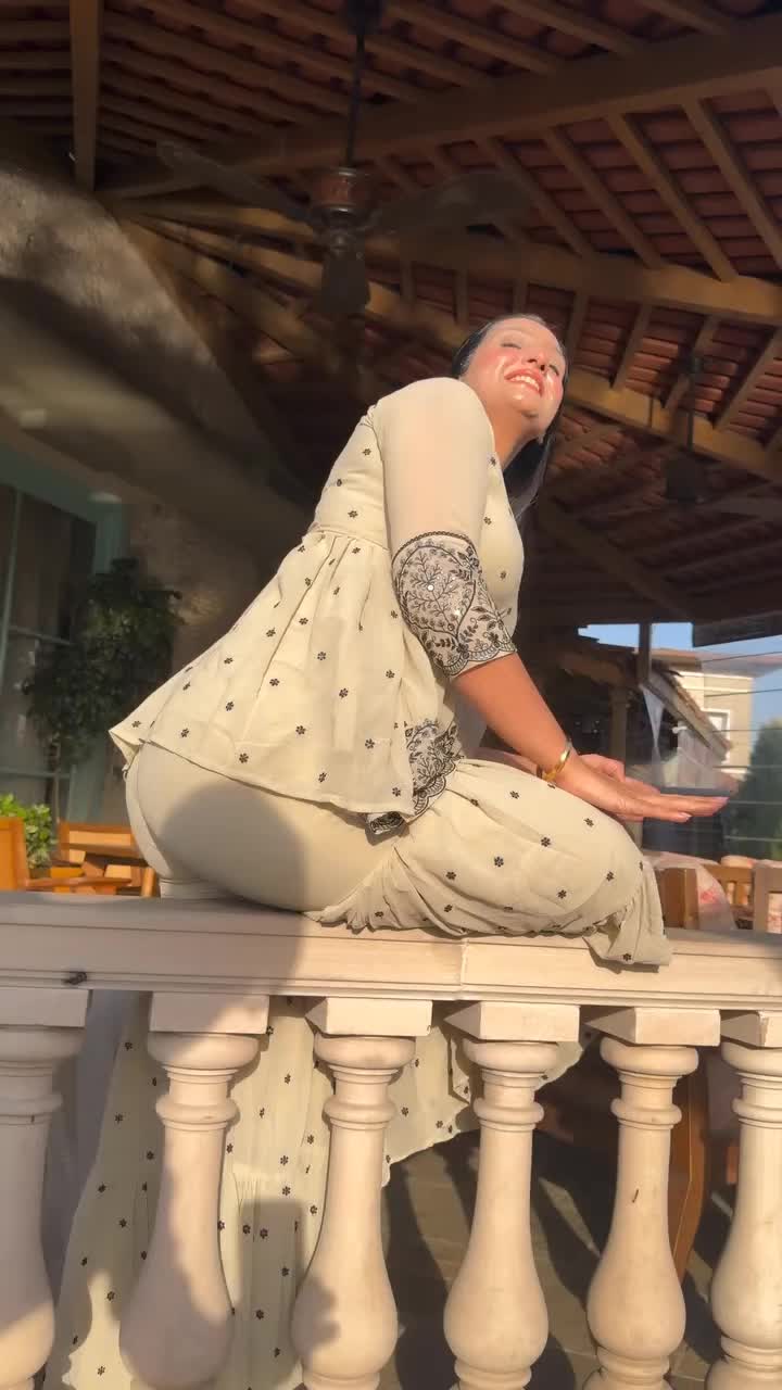 @彡ᴀʀᴇʙᴀ ᴋʜᴀɴ彡
