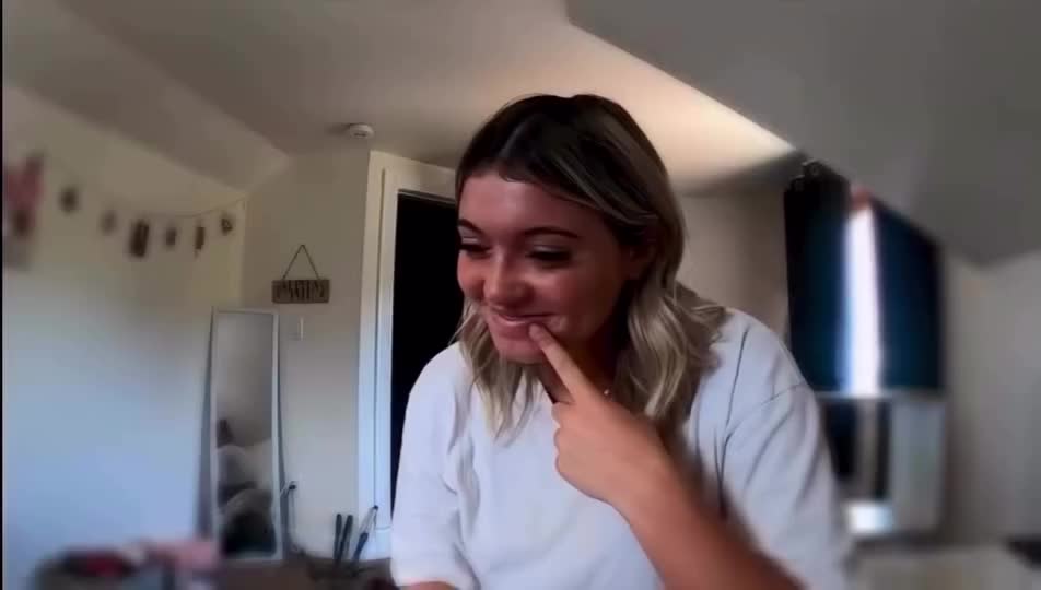 @MKXE🕊️