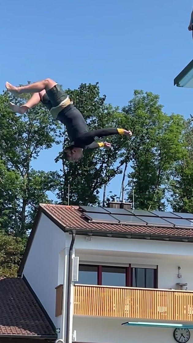 @HANDL_DIVING